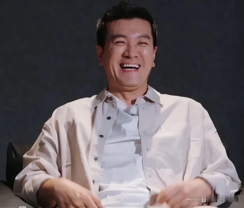 笑死了，杨子说回归家庭但是家没了，自己在撒网找媳妇！评论区立马炸了，各个国家的粉