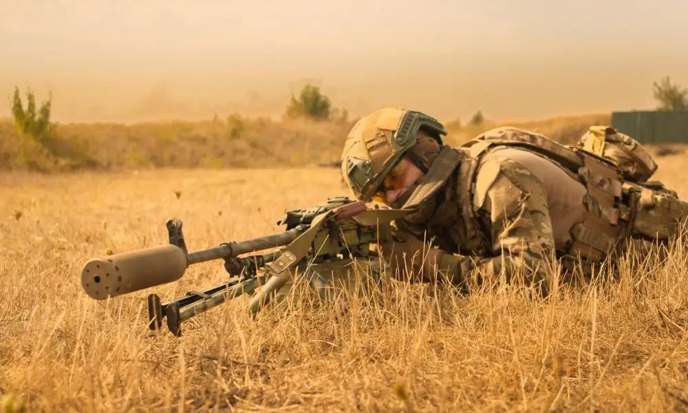 突发！俄军制止一起国家政变！激战一昼夜，击毙2500余人！4月25日黎明时分，马