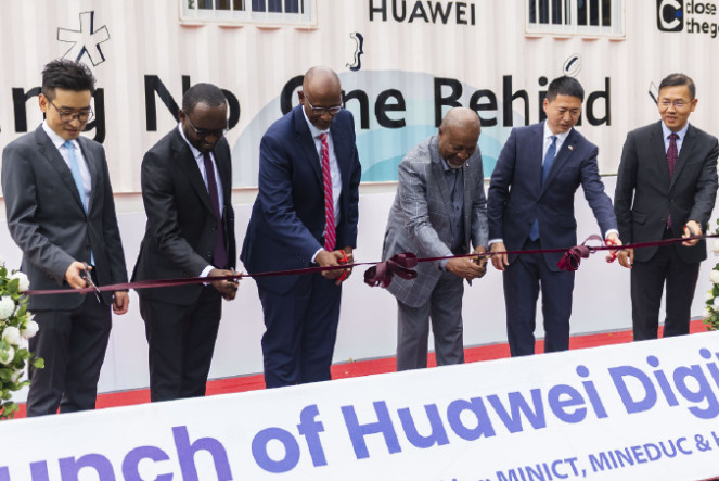 难怪卢旺达军队能横扫非洲，从和华为一项合作震撼西方：连欧美军队来了都不行！最近，