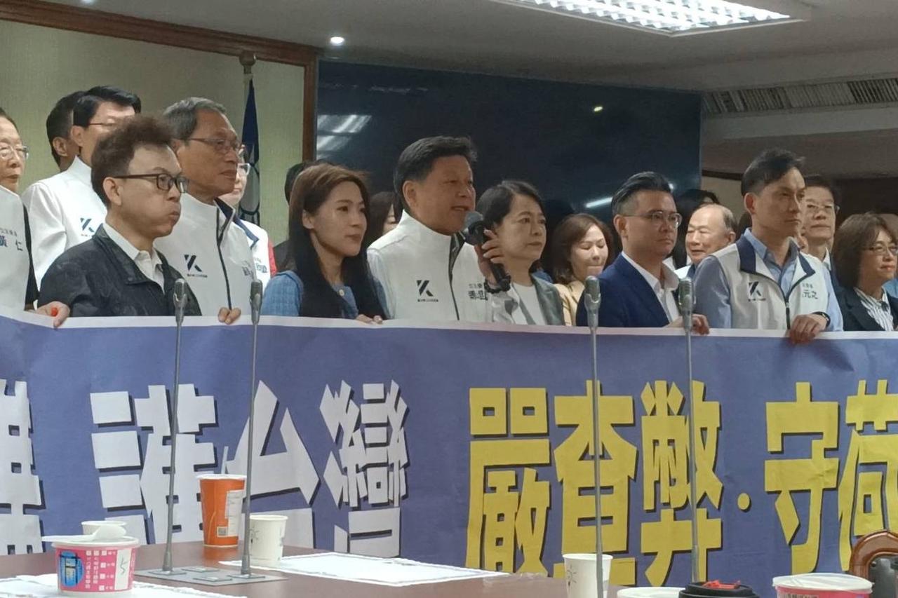 国民党团揭晓蓝白军购案版本「2批次共7800亿」盼今日三读通过国民党团全体