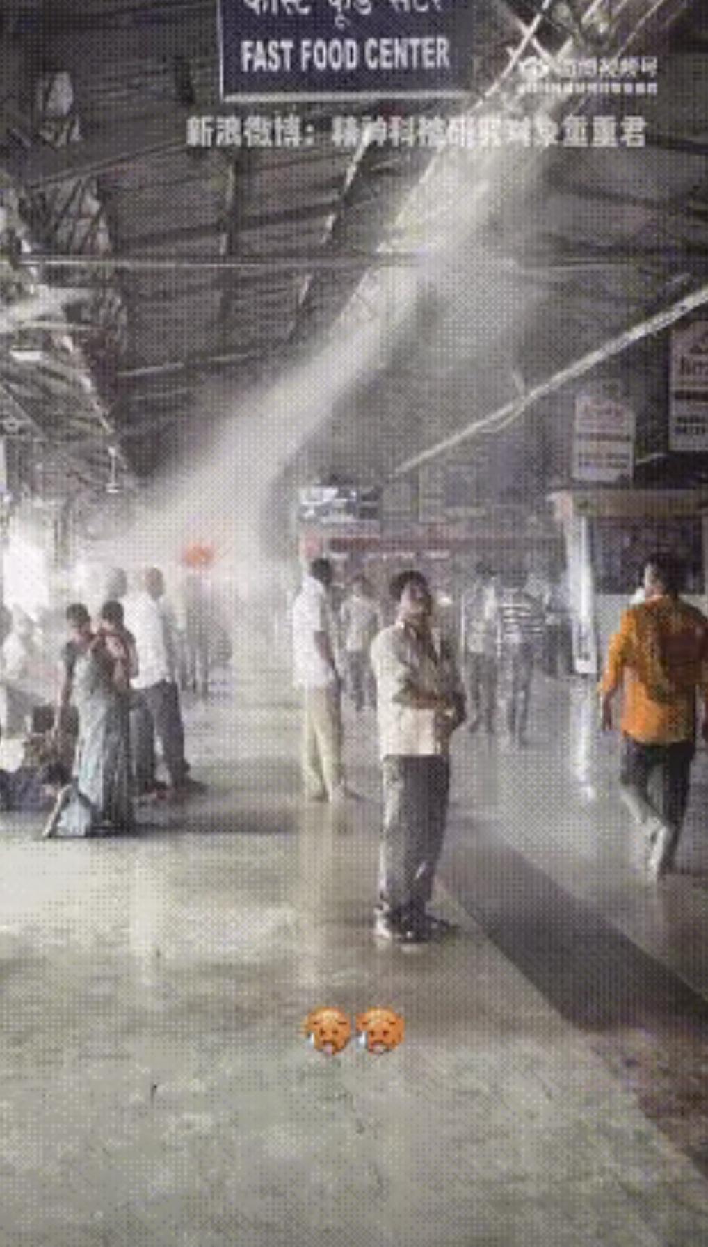 大家都知道最近印度的气温高达40-50℃，晚上最凉快的时候都有35℃！在公共