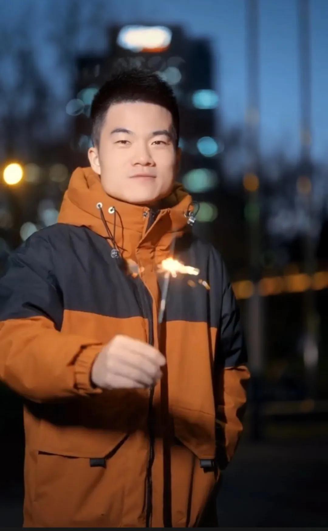 被董宇辉这段话治愈了：“选错就选错了，别一遍一遍的后悔，总想着如果当初怎么怎么