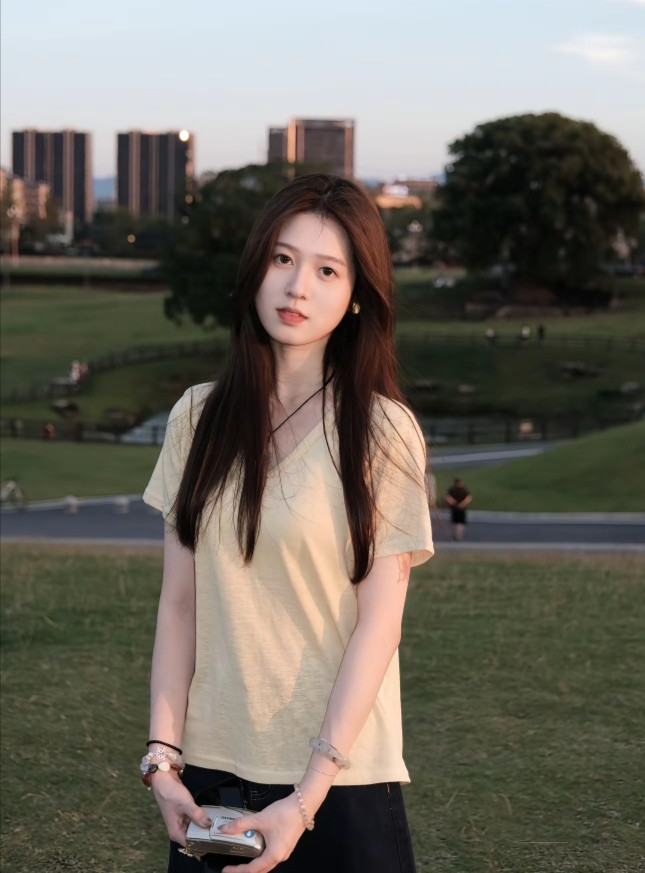 嘿嘿，这是谁家的白月光
