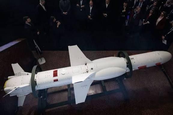 乌克兰越快扩大其导弹和无人机的生产,战争就会越早结束。西方导弹也有帮助,乌克兰