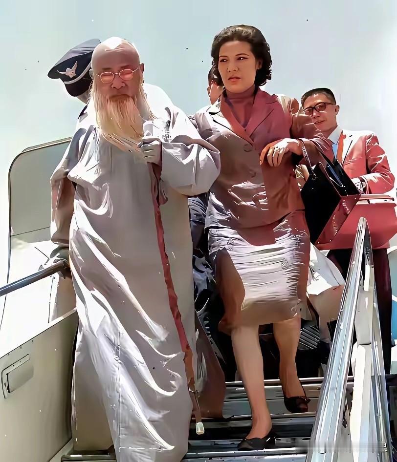 不得不说，能一眼认出来他是谁的，历史绝对不会太差！[呲牙笑][呲牙笑][呲牙笑]