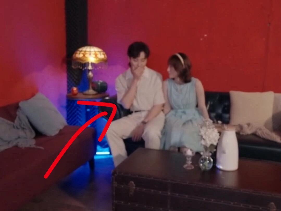 心动的信号8男嘉宾的肢体语言已经写满了拒绝了….​​​