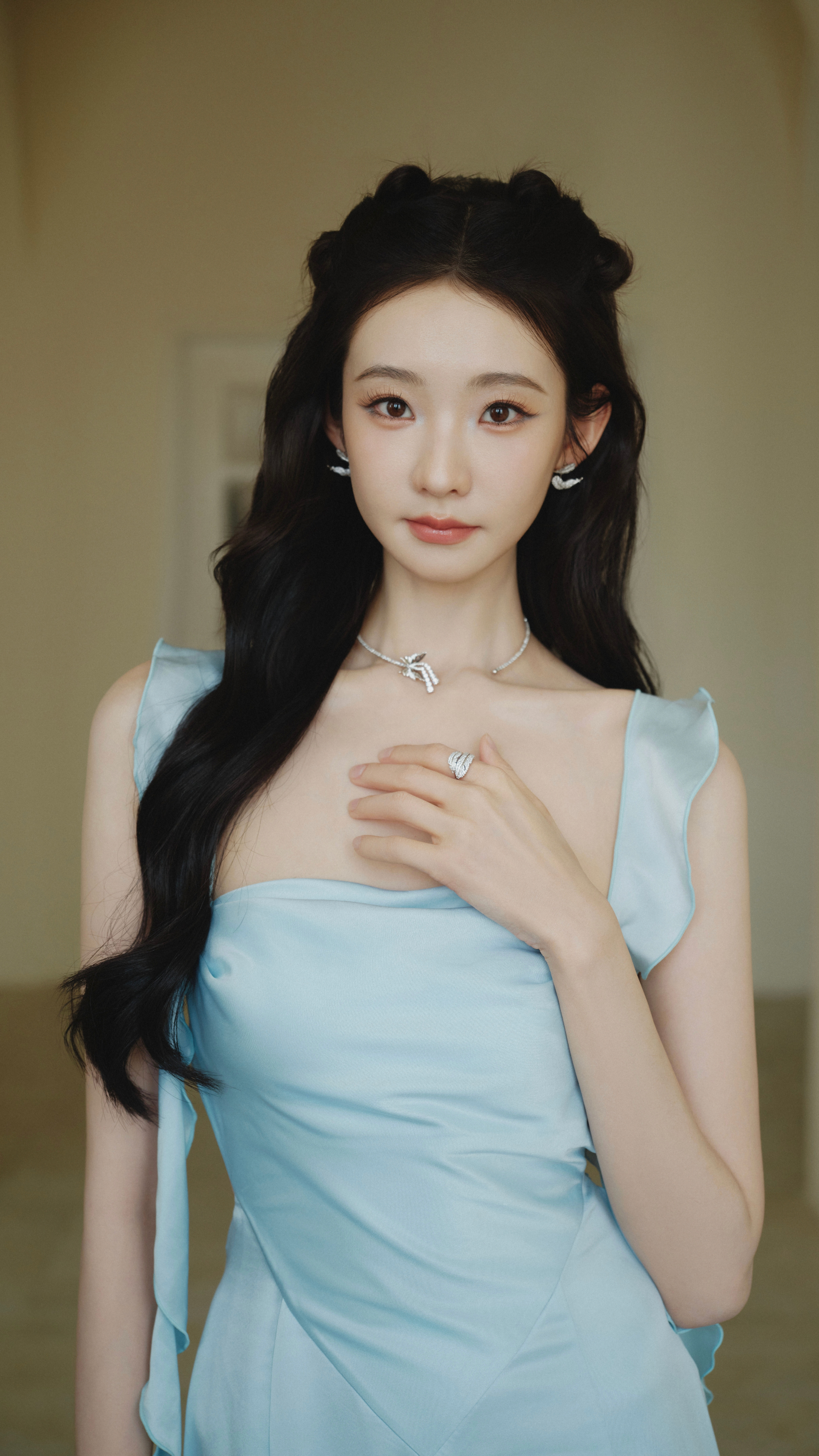 不知道张艺凡的身材很曼妙张艺凡最新物料🩵