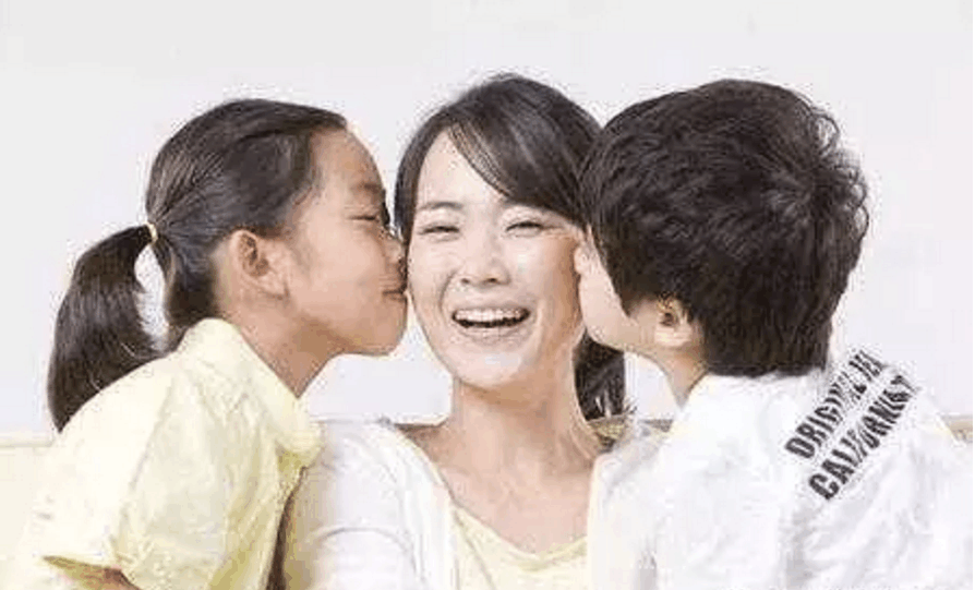 停止夸孩子“你真聪明”, 来自斯坦福教授的忠告, 请用以下15种语境鼓励孩子!