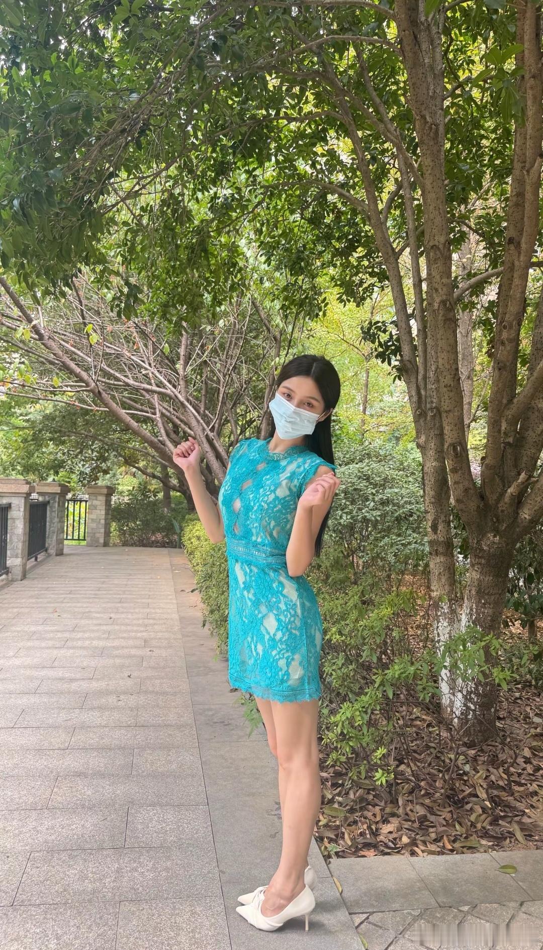 轻熟女神范儿年纪不小啦美女精彩人像​​​