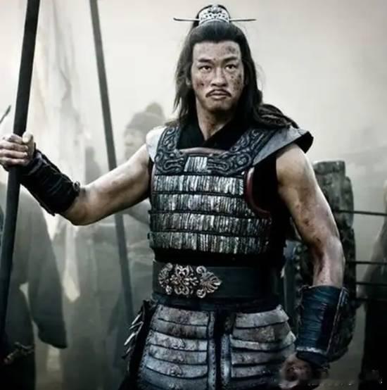 景区日薪800元招不到“项羽”演员要求身高1.9米以上据海报新闻报道，江苏徐州