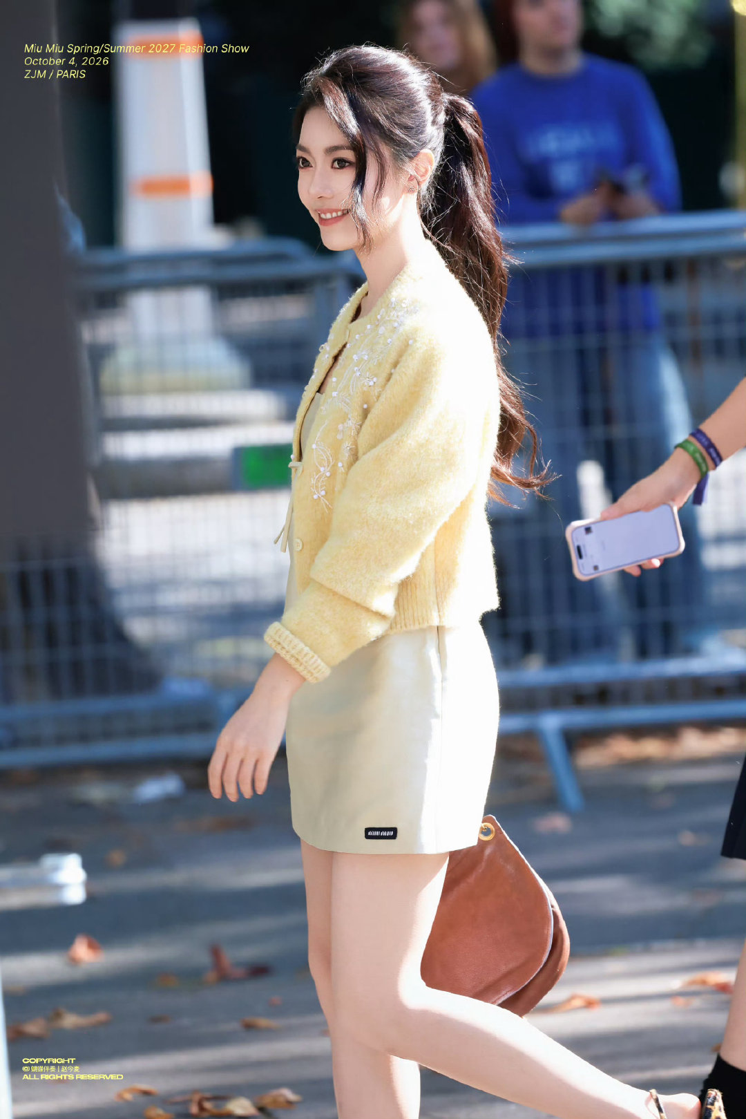 #赵今麦李沁MiuMiu看秀造型#姐姐妹妹都好可爱​