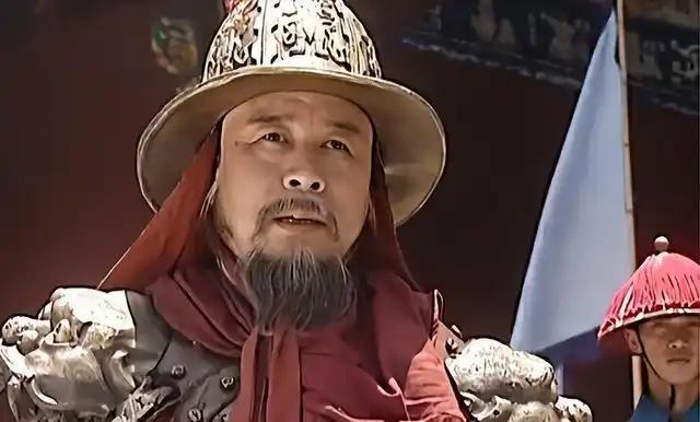 吴三桂真是缺乏远见，在云南待了多年，手里掌握着十多万精兵，这个时候如果选择南下东