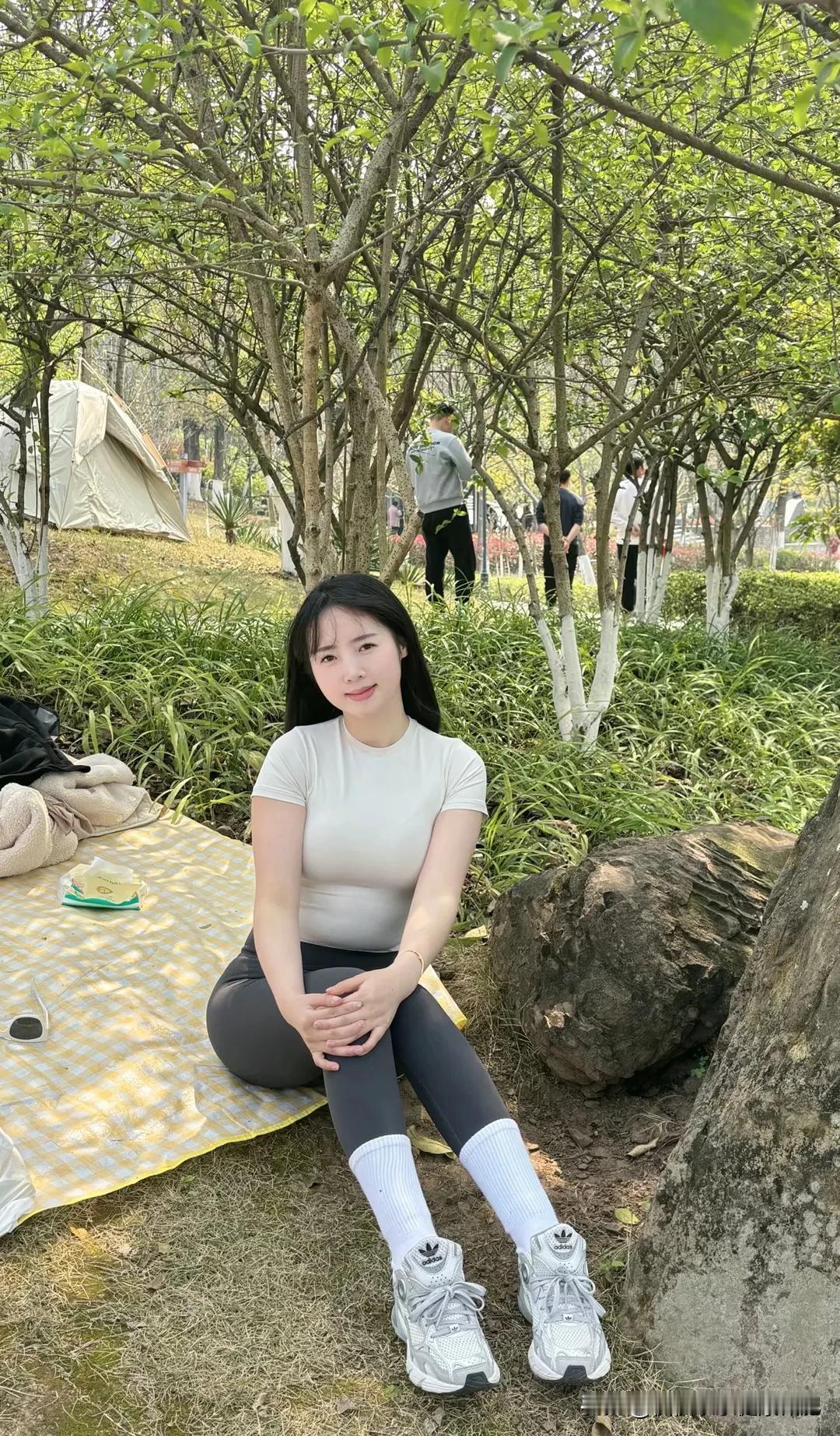 美女究竟能有多美自然的美，清新脱俗的美[大笑][大笑][大笑]