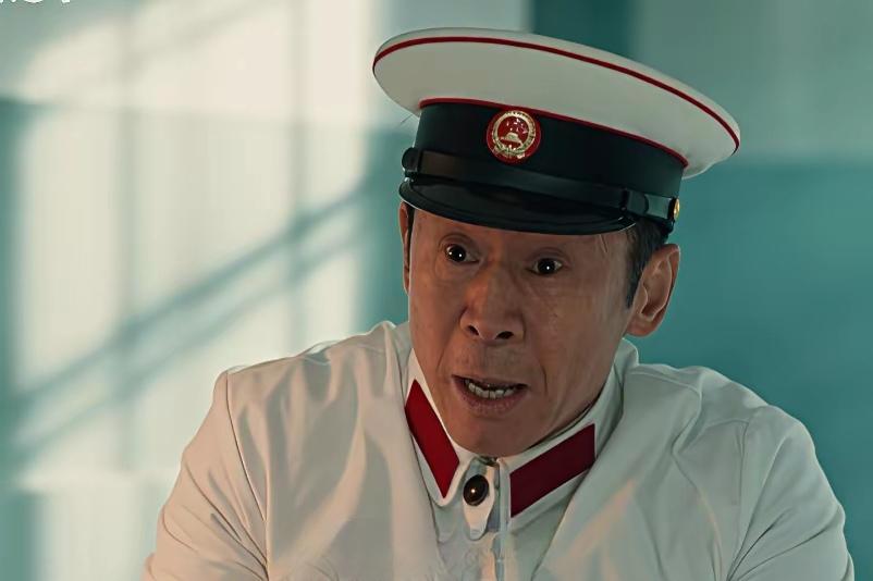 追剧《依依向北风》剧中两个领导干部盛必捷和刘达生的理论水平就差远了。