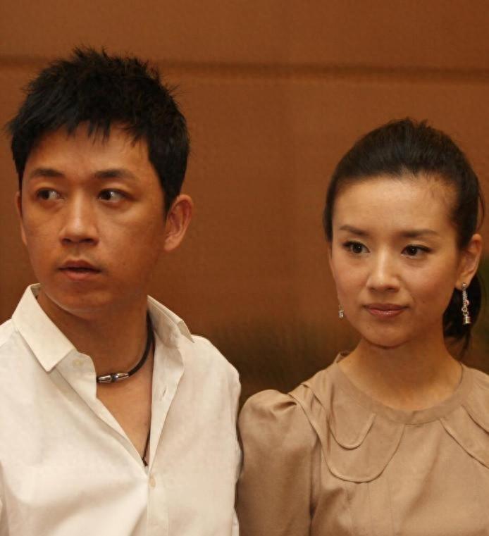 潘粤明与董洁：十三年，命运反转，各自人生风波起于2012年，董洁经纪人发文，控