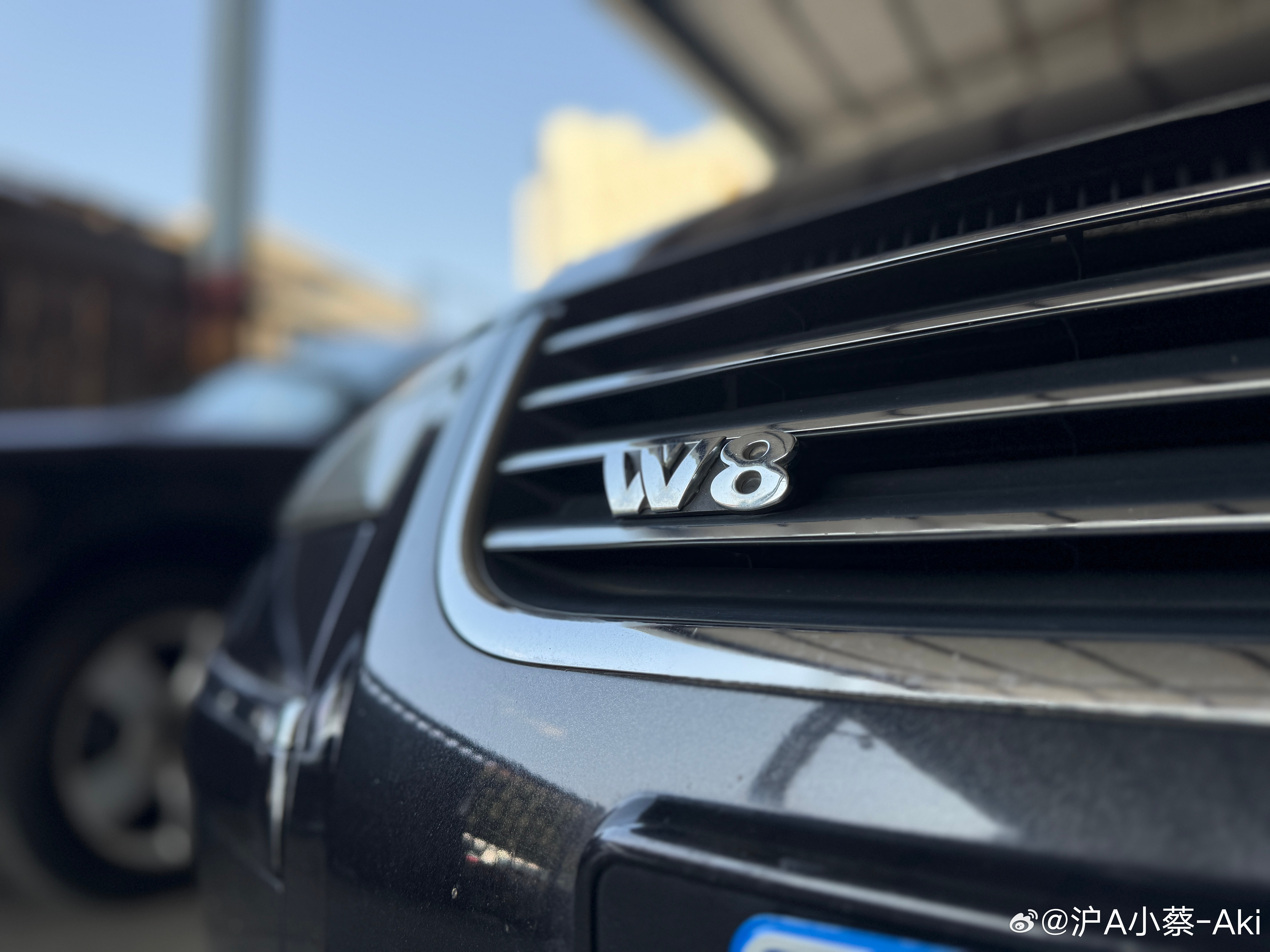 今天开了一个怪东西，坐垫上的这玩意儿真是久违了。