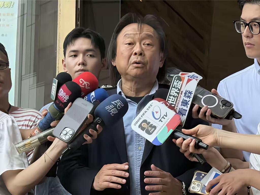中国大陆今（1日）正式实施《民族团结进步促进法》，民进党立委王世坚受访时叫嚣：欺