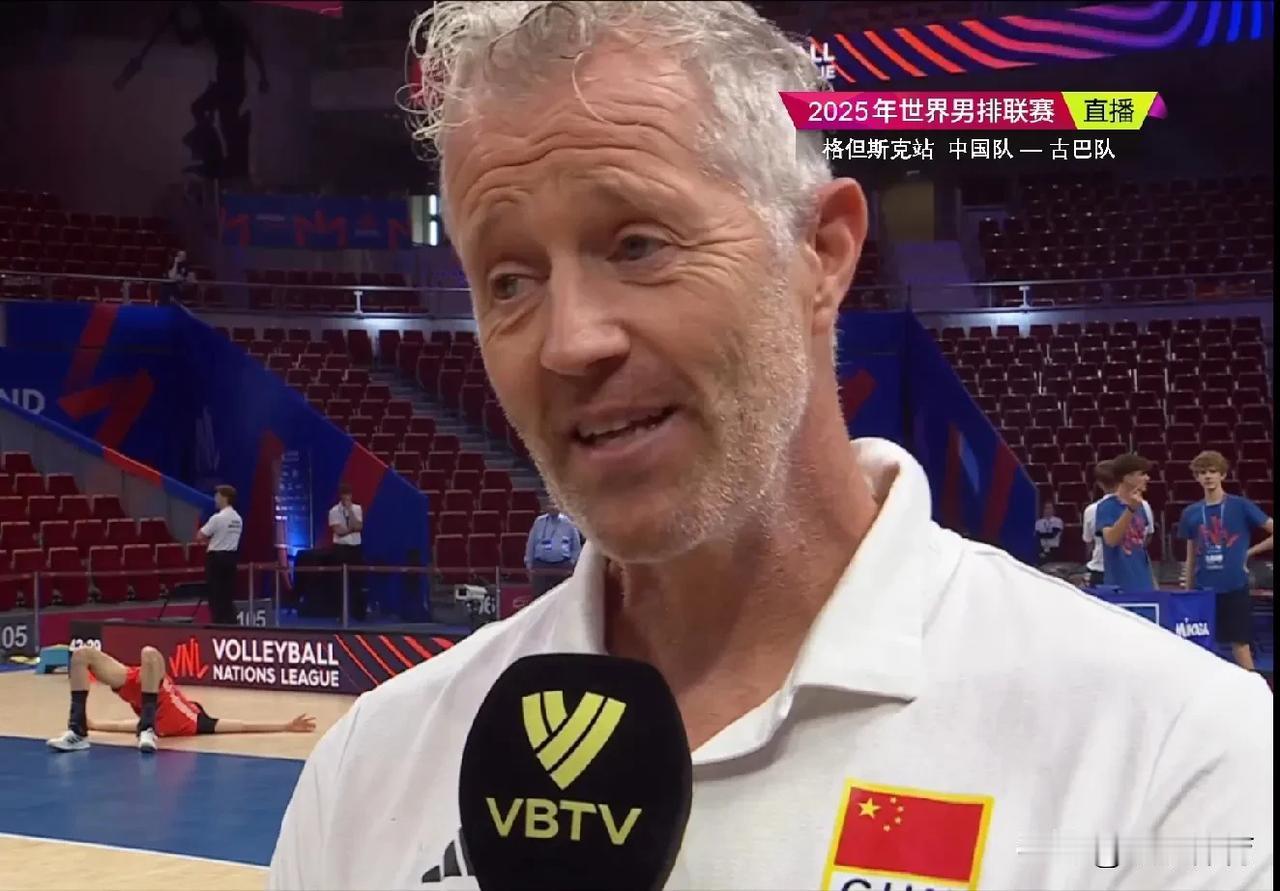 【中国男排最后一场分站赛】中国男排对阵古巴，古巴正在为闯进总决赛而努力，这场比