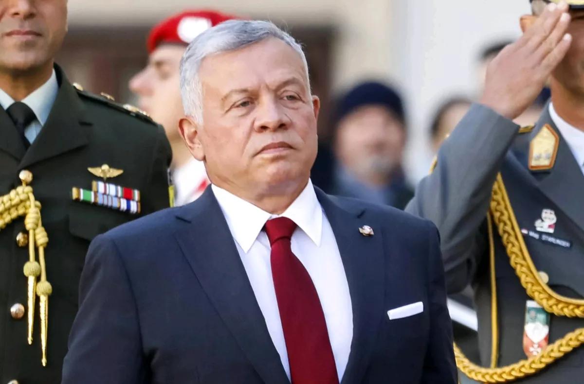 半岛电视台报道，当地时间27日，约旦国王阿普杜勒二世表示，安曼不会参与美国正在推