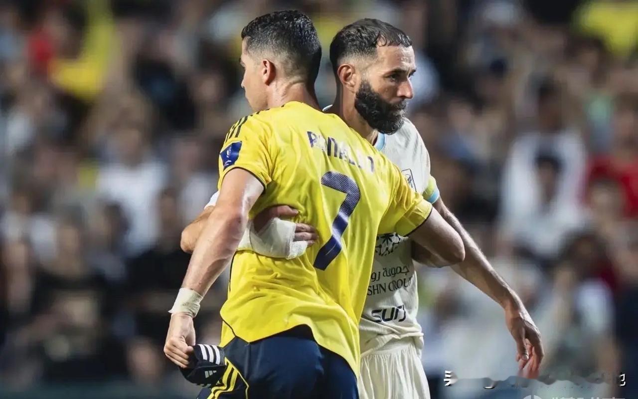 但因为这件事喷我罗，那绝对是为黑而黑的无厘头喷子干的蠢事，不予理睬！职业足球很残