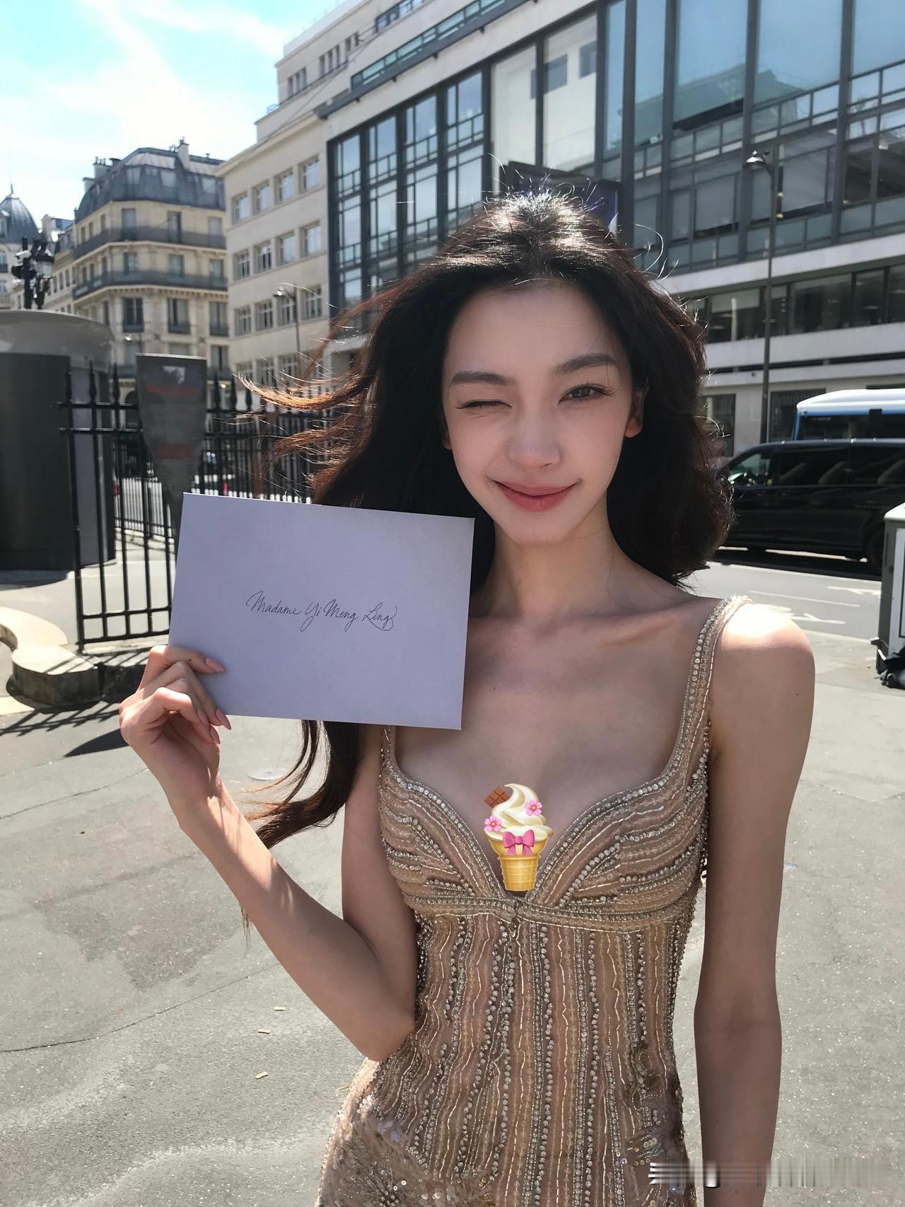 易梦玲分享图片