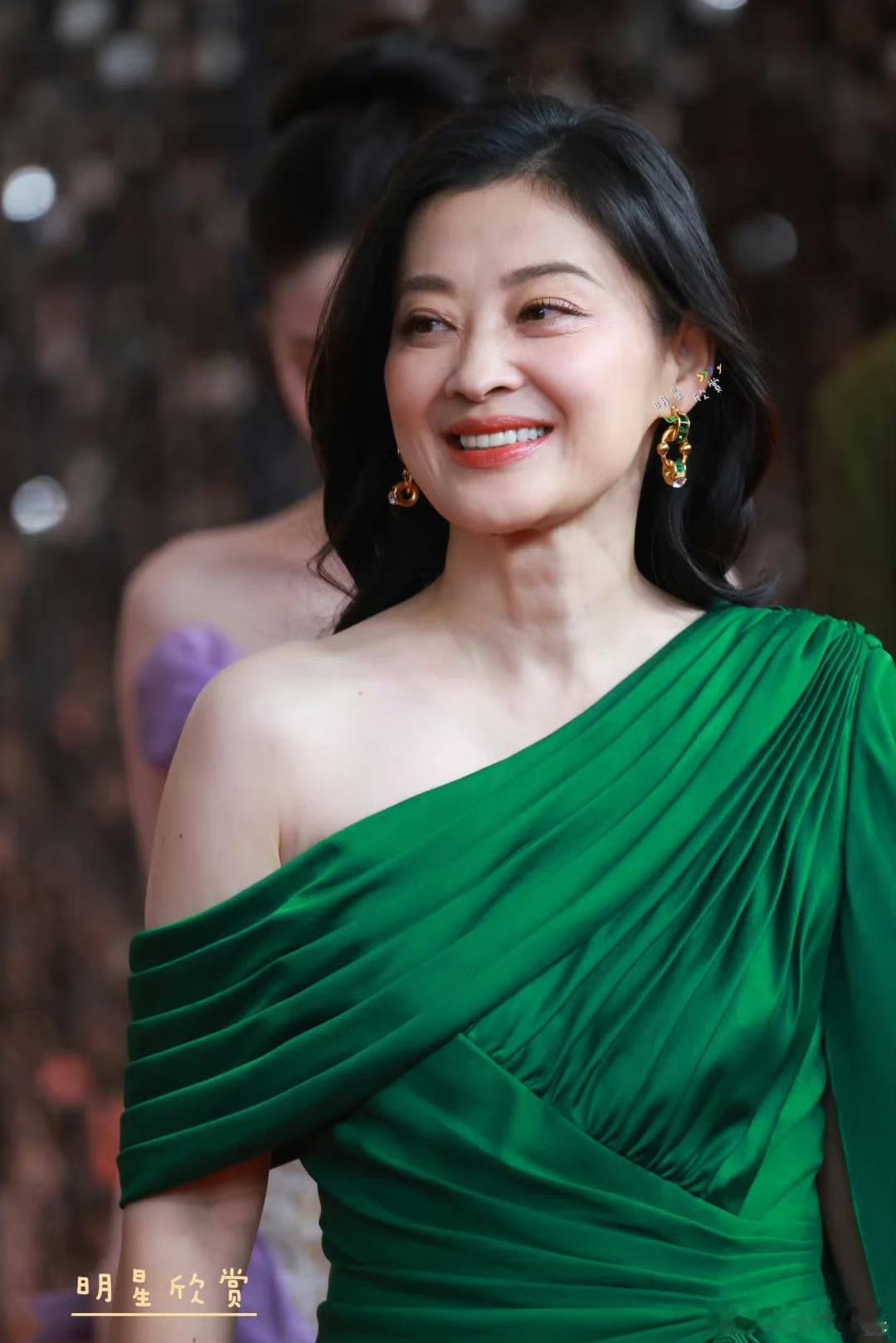 媒梅婷最讨厌的演员大曝光！《王牌对王牌》中，当梅婷被问到最讨厌演员的三种行为