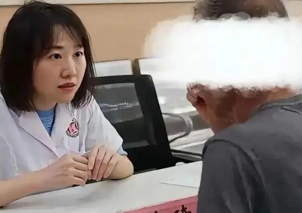 别共情了！扯什么真爱？不过是两个人之间的交易！曾医生的事情，旁观者很