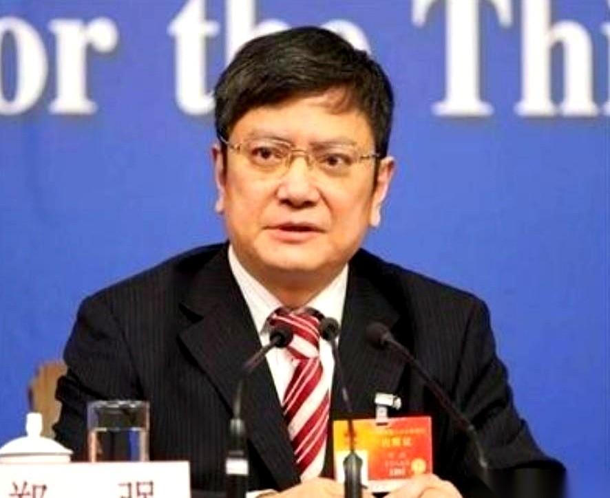 郑强教授又扔出了一颗“炸弹”。就在所有人都为人工智能狂欢，觉得好日子要来的时候