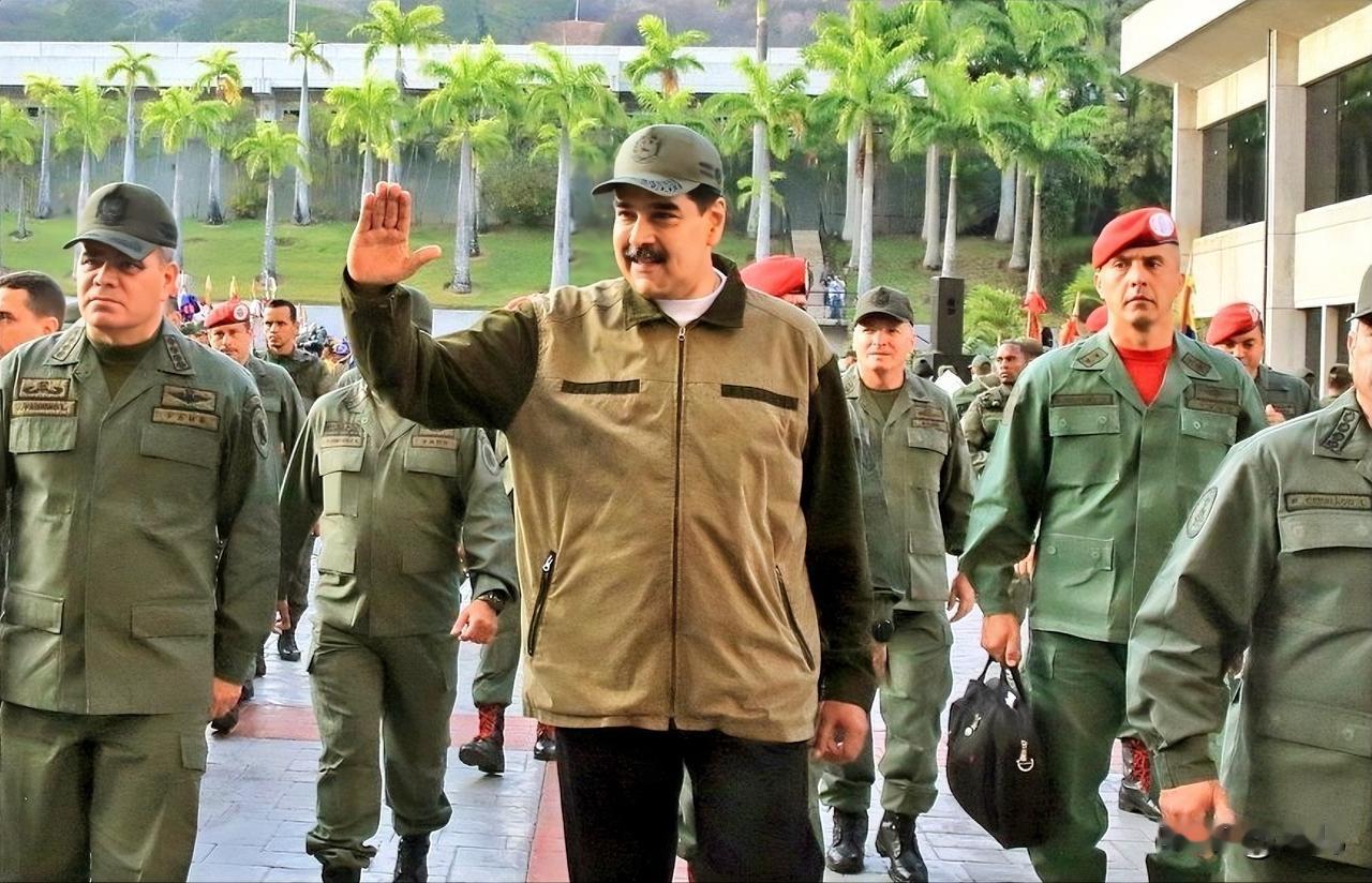 美国议员直接威胁马杜罗！针对美国准备针对委内瑞拉采取军事行动的猜测，美国参议员斯