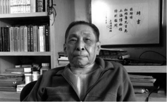 1991年，杜月笙的儿子杜维善来到北京，打算收回父亲购置的四合院，但住户拒不承认