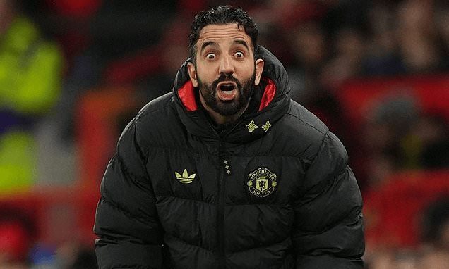 阿莫林不意外自己下课;他希望尽快再执教&并坚持3中卫体系