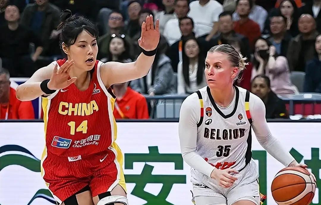 中国女篮65:80输给比利时，产生一个惊喜三个惊吓。一惊喜：没想到18岁的张子