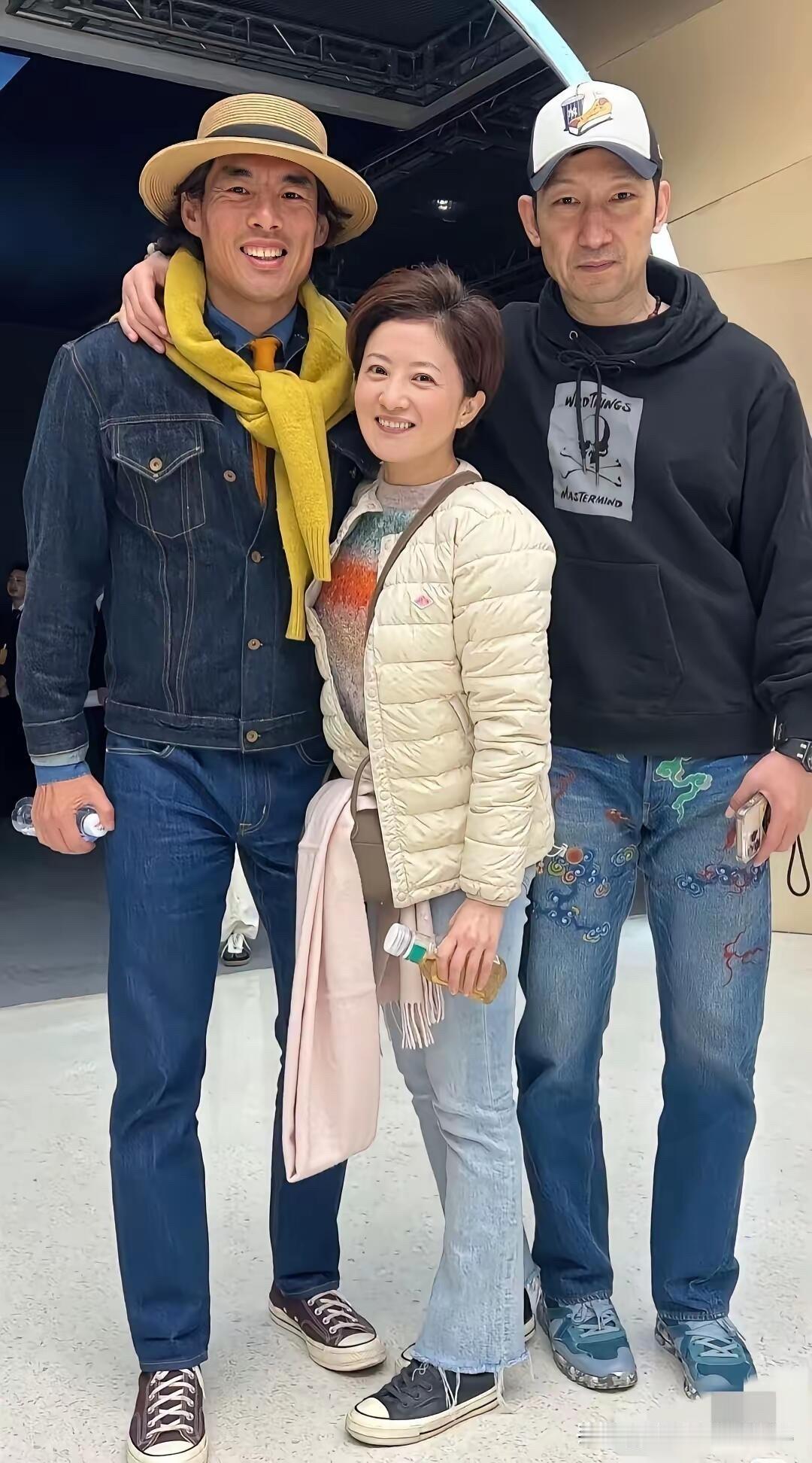 158身高的金铭除了个子不是那么完美外，气质独特，这完全看不出来她已经46岁呀。