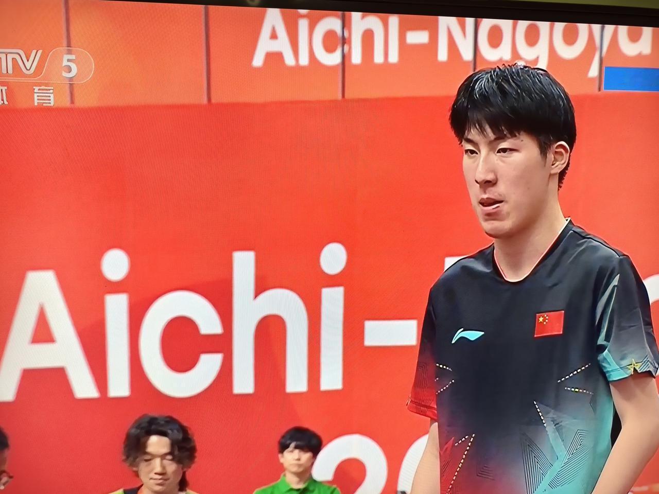 温瑞博🇨🇳加油！第五盘第一局温瑞博7-11被松岛辉空领先了！场边张本智和