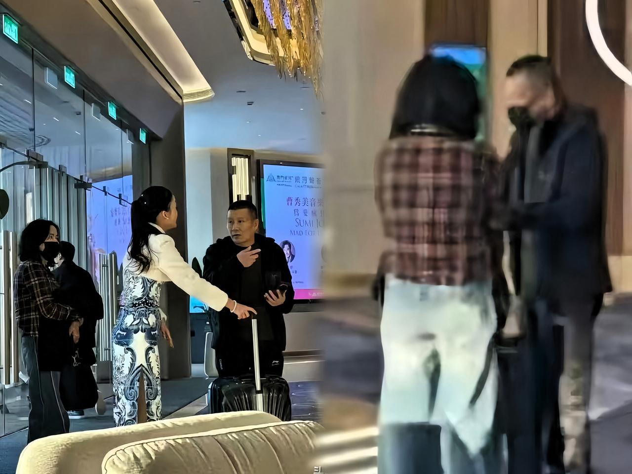 大头的爸爸妈妈到澳门啦！现场粉丝都说阿姨状态超好，穿得特别年轻！一件复古