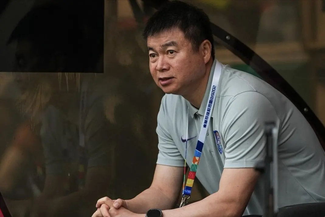 于根伟牛逼，今天穆里尼奥附体！20%控球强硬绝杀，成都蓉城在下半场踢的太太太软弱了。单说这场比赛，于