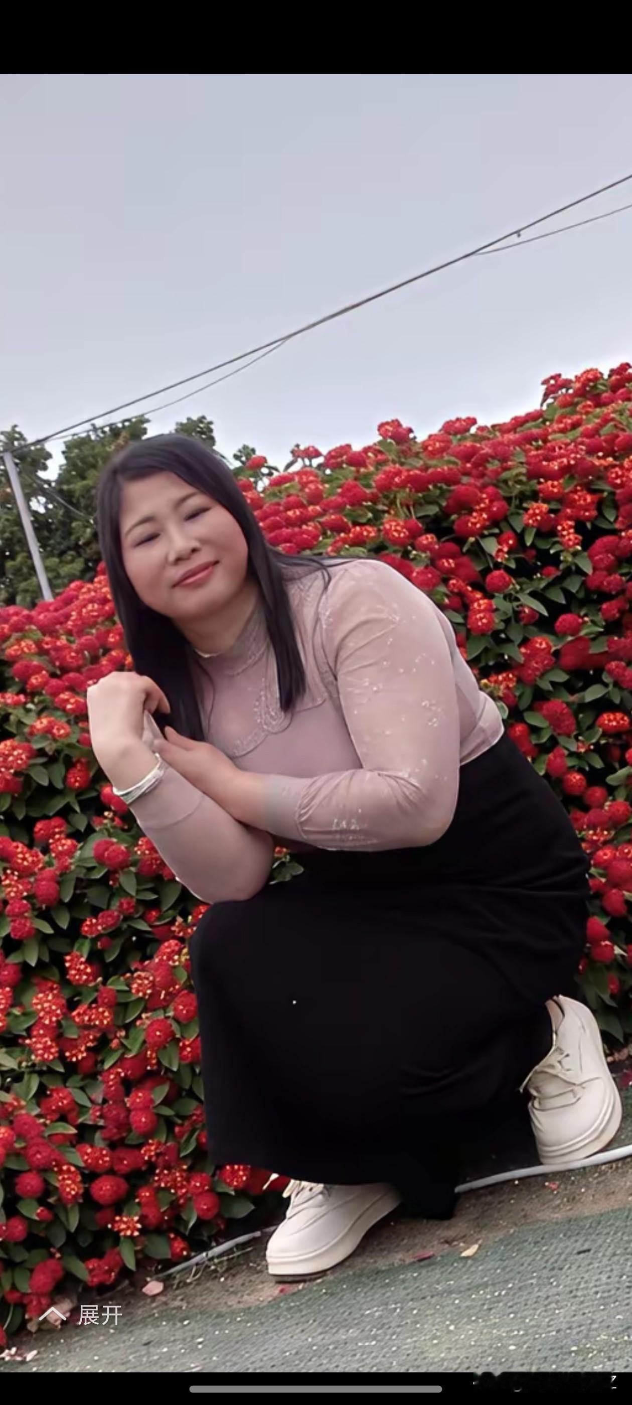 微胖少妇，女人味十足