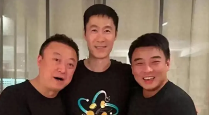 检讨会马琳:多哈世锦赛，女乒的目标是2.5金，2银，2铜，很遗憾，我