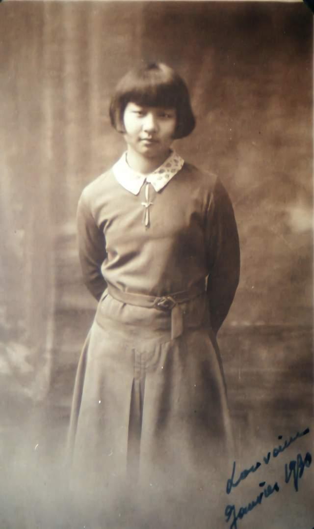 1943年，比利时青年英雄罗杰即将被执行死刑，国王亲自求情，都被德军无情拒绝，就