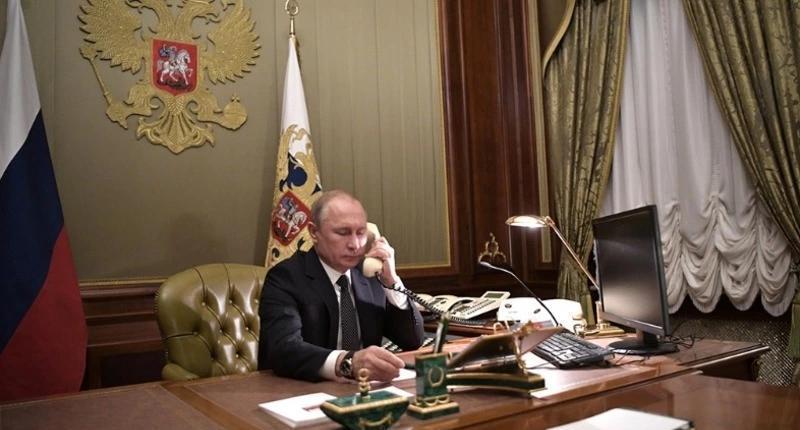 美国总统特朗普28日与乌克兰总统泽连斯基在佛罗里达州海湖庄园会晤，宣称和平协议“