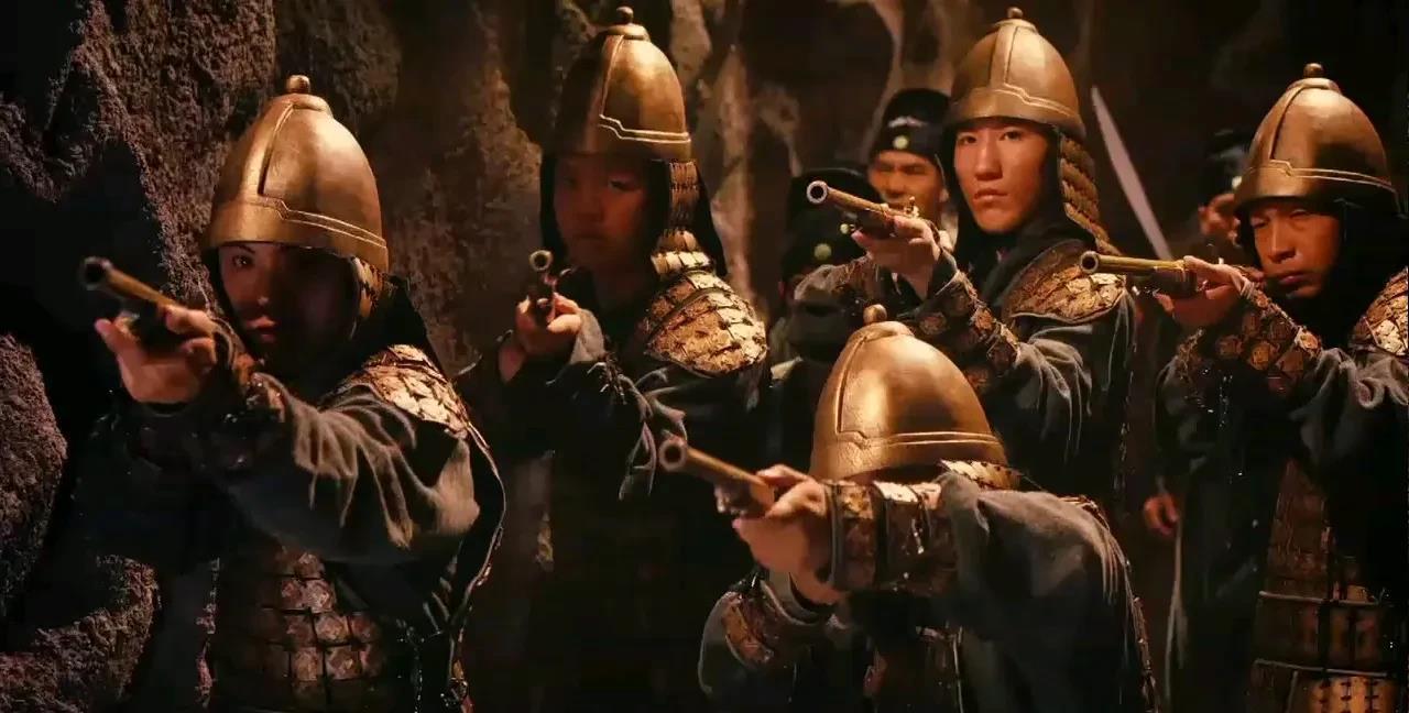 为什么明朝军队战斗力时强时弱，明军是怎么崩溃的？明朝军队就像过山车，开国军队猛如
