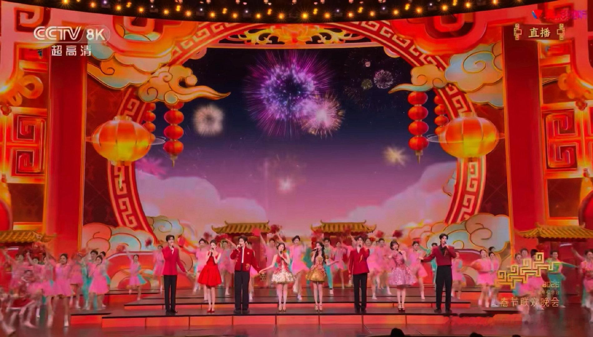 春晚每一个镜头都很养眼的《串门指南》，古偶现偶我都接接接👐🏻👐🏻白鹿，李