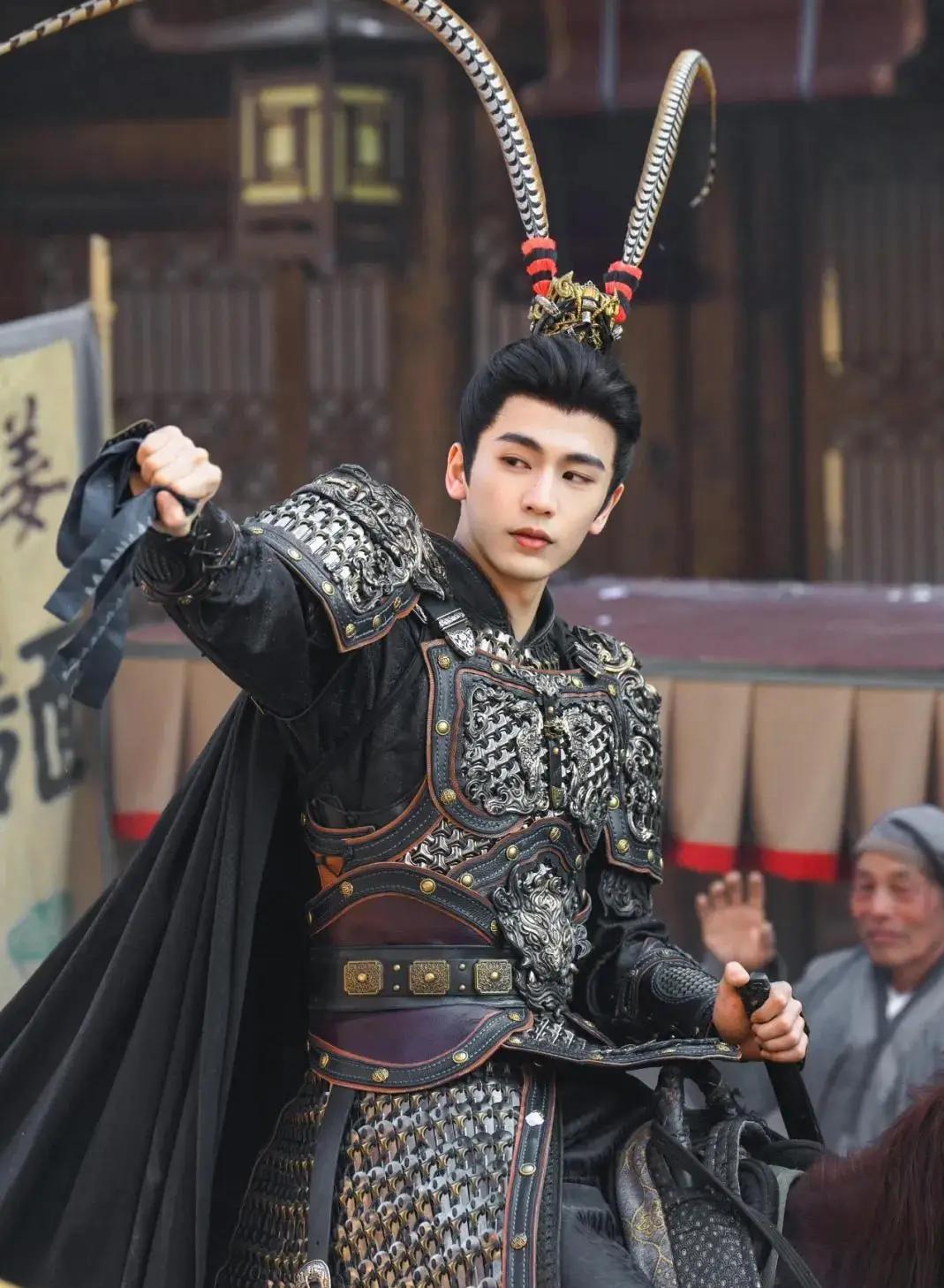 《逐玉》剧组办了庆功宴，还买了不少的热搜，真就是脸都不要了。他们到底在庆祝什么