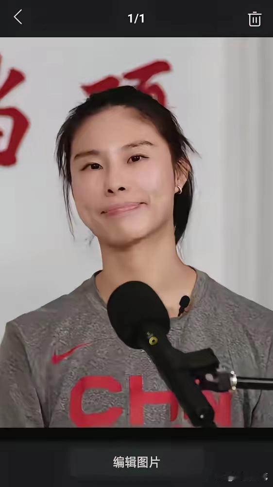 王思雨一声不吭，直接飞澳大利亚打球了。国内还在纠结她是不是老了、国家队还要不要她，她人已经在WNBL