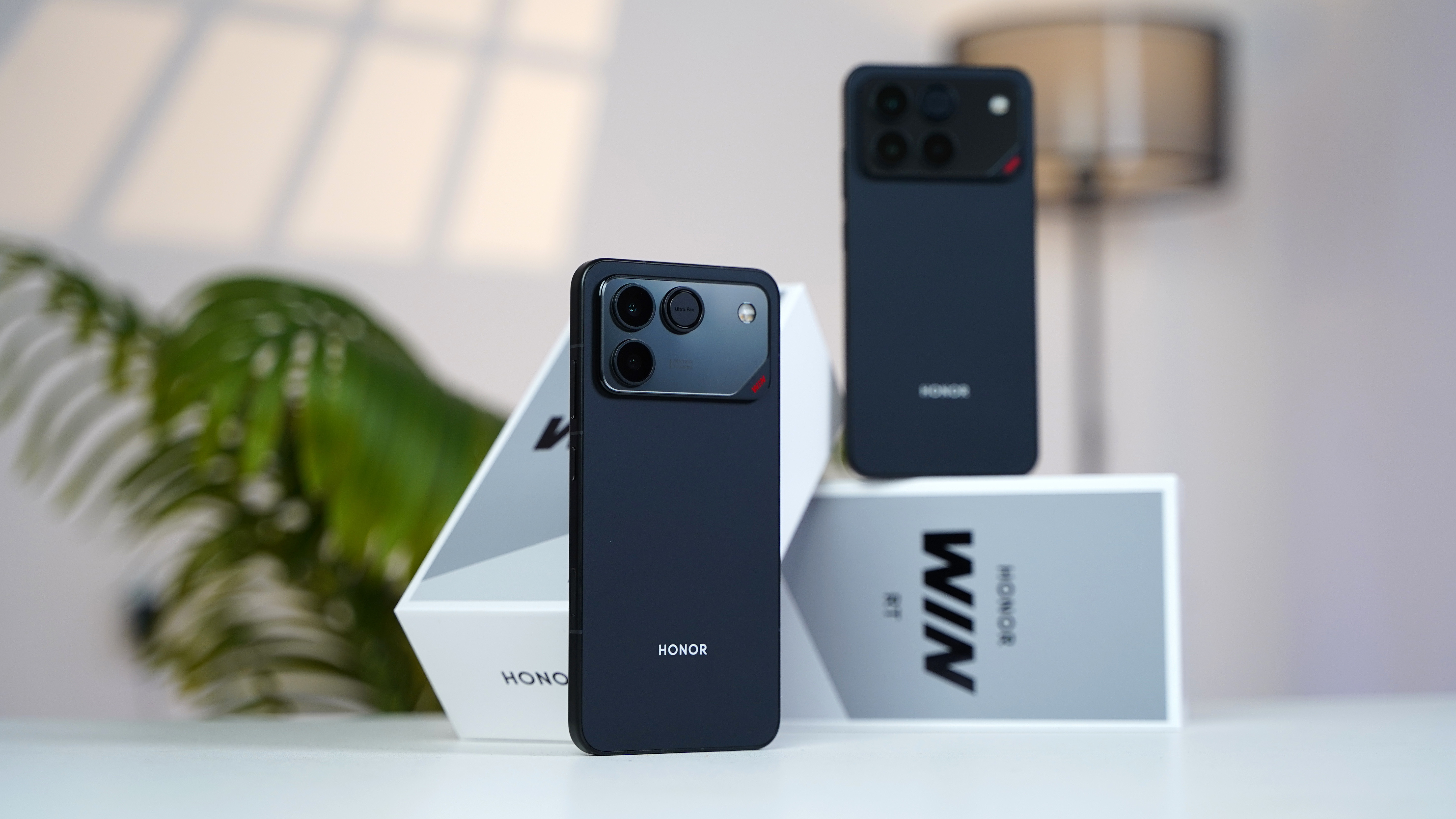 荣耀WIN系列抢先看~咱就是说这设计真一眼心动了，性能也是杠杠的，游戏稳如老狗，