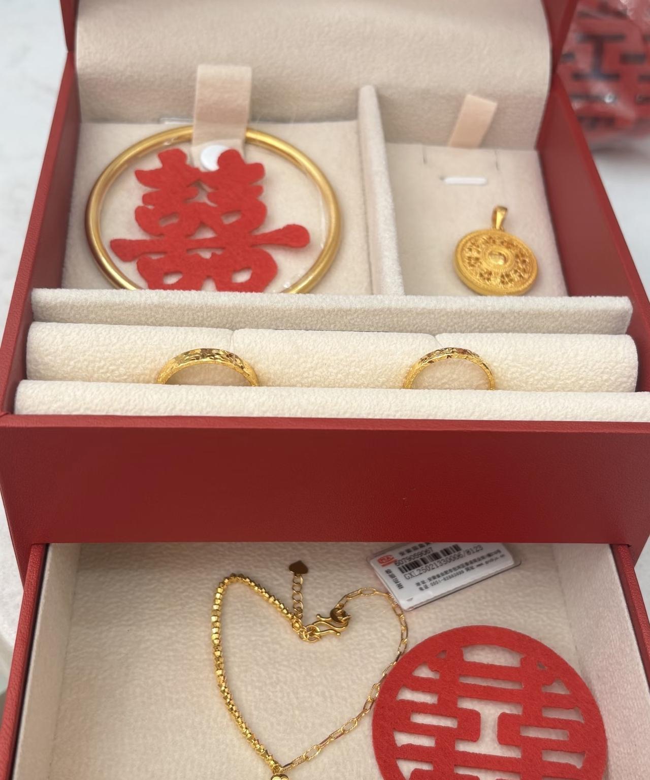 真心建议取消结婚买3金，现在的金价上涨的太离谱了！一套三金下来最少五六万，前两
