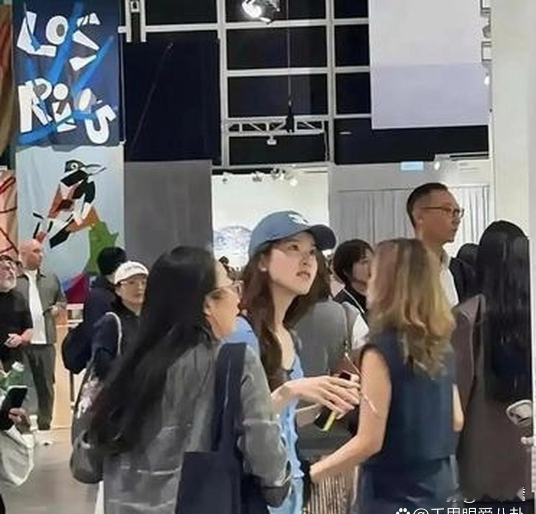 刘强东老‏⁠婆的真实长相，⁠原来⁠是这样！
