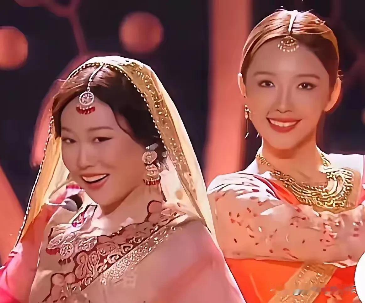 沈佳润旁边的伴舞小姐姐火了，如果不是知道沈佳润是c位，很多人都会误以为旁边的小姐