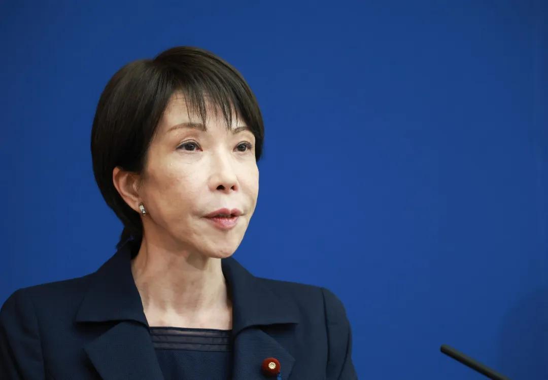 “从中国进口为零！日本已经四个月没买到稀土了！”高市早苗刚讲完那篇战败投降日讲话