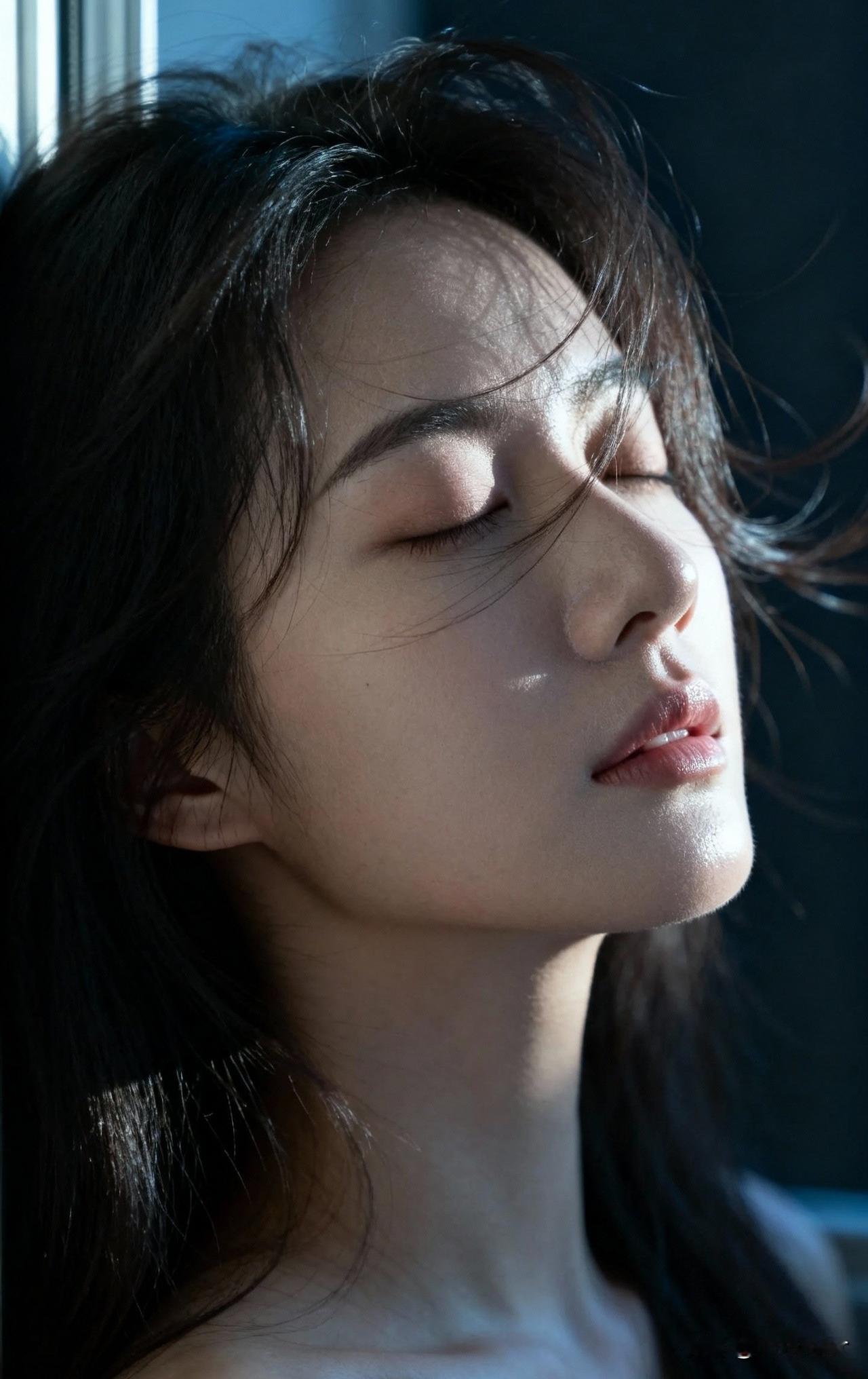 闭眼享受阳光，静谧的午后时光🌞💤